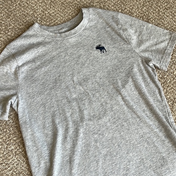 ABERCROMBIE BOYS tshirts size 9/10 - Picture 2 of 6